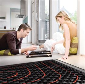 瑞馬燃?xì)獗趻鞝t，壁掛爐采暖