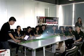 強化服務意識，提升商務能力33