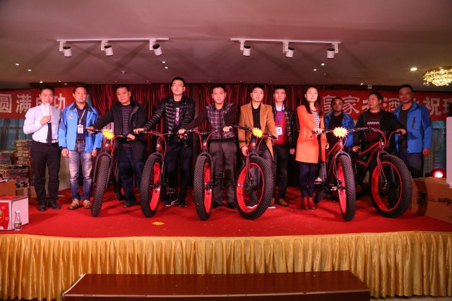 瑞馬壁掛爐貴州遵義活動(dòng)現(xiàn)場(chǎng) 瑞馬壁掛爐貴州遵義活動(dòng)現(xiàn)場(chǎng)