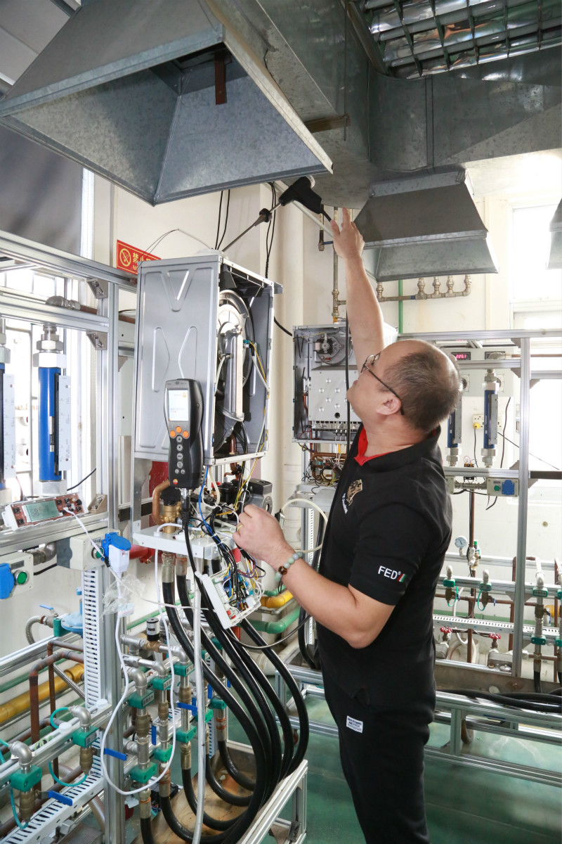 【瑞馬人物專訪】周劍鋒：寶劍鋒從磨礪出，梅花香自苦寒來